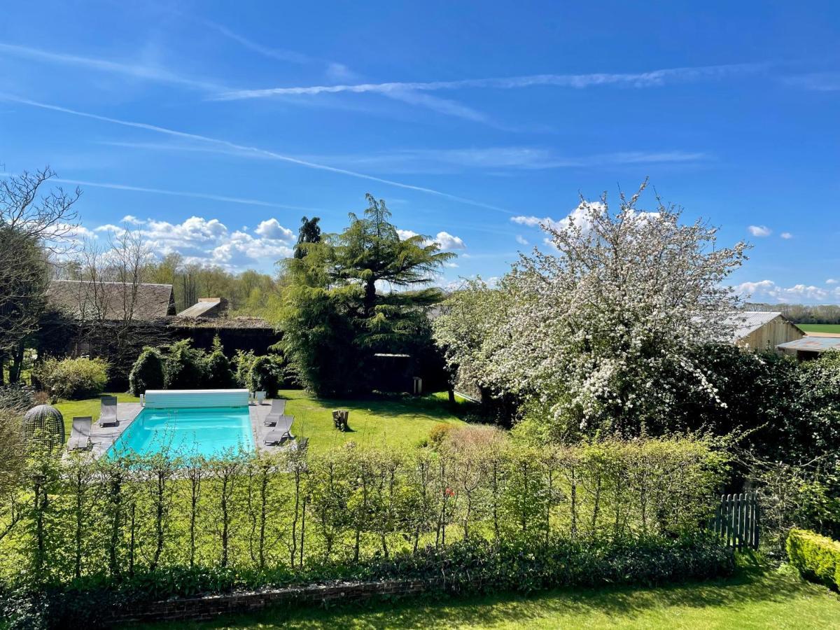 Les gîtes du Champ-De-Bataille Sainte-Opportune-du-Bosc Extérieur photo